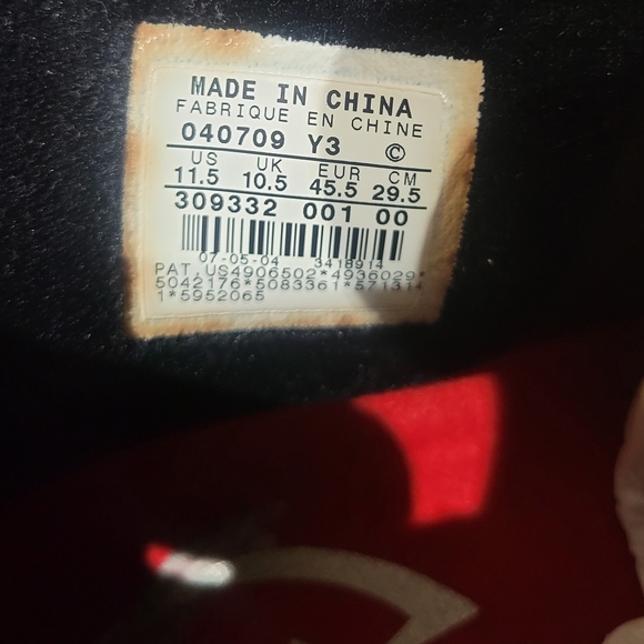 Nike Zoom Michael Vick 2 Black and Red Athletic Sneakers - Picture 3 of 8